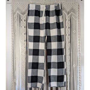 Old Navy Black and White Plaid Pajama Pants Size Md